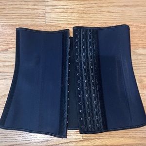 Black waist trainer eye hook size S